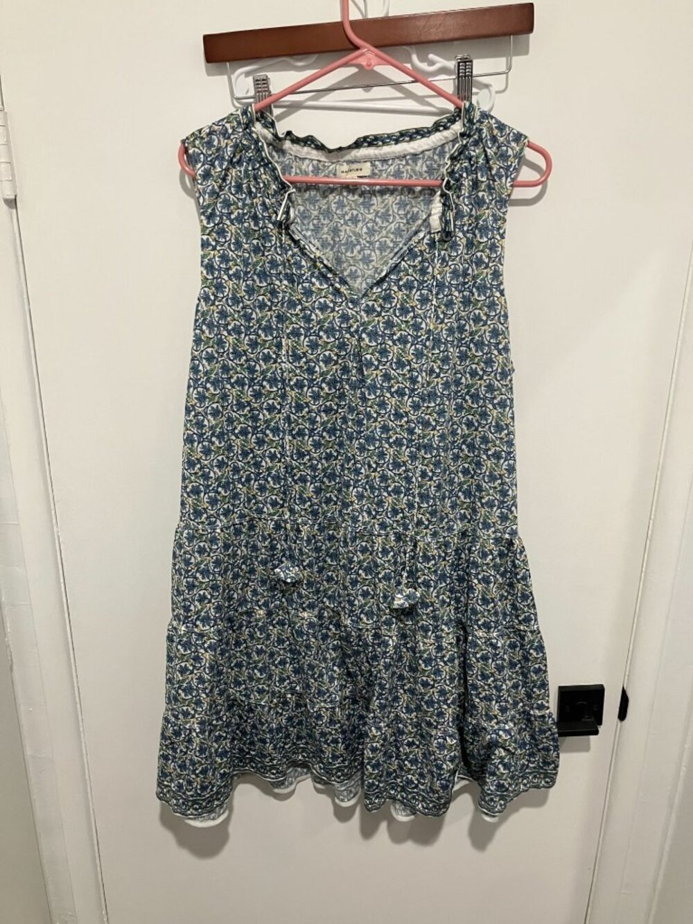 Max Studio Women's Coastal Floral Printed Sleeveless Dress, Blue Multi, Size 1X